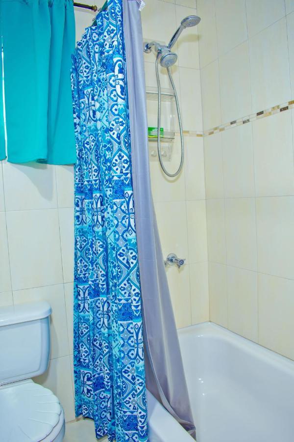 Donhead New Kingston Apt 5 Dış mekan fotoğraf