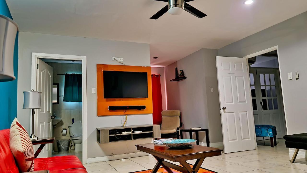 Donhead New Kingston Apt 5 Dış mekan fotoğraf