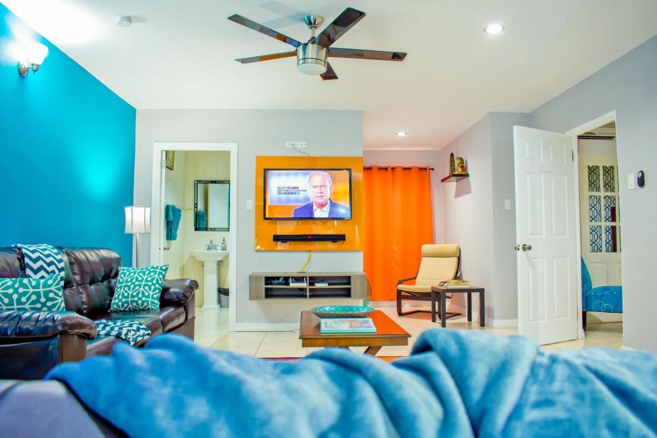 Donhead New Kingston Apt 5 Dış mekan fotoğraf